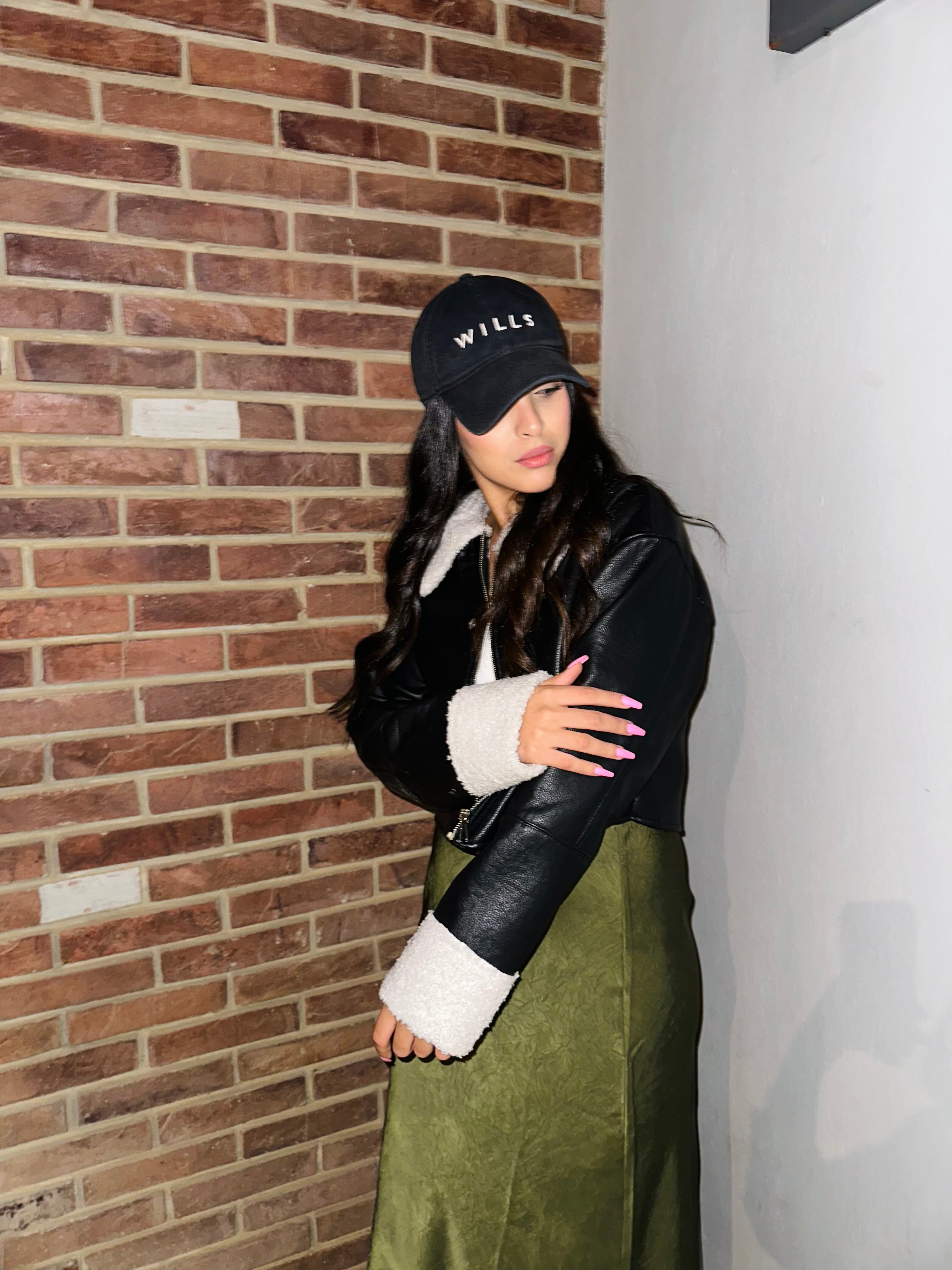 Cropped Leather black jacket with fur